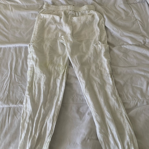 Magaschoni Cream Colored Stretch Cargo Pants Small - Picture 5 of 5